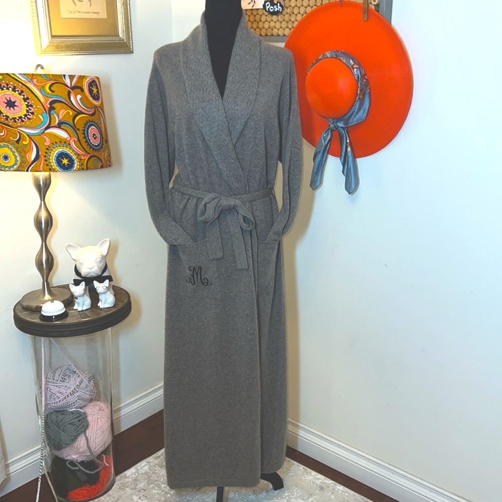 Neiman Marcus Oatmeal Shawl Collar Cashmere Long Robe Sz. XL